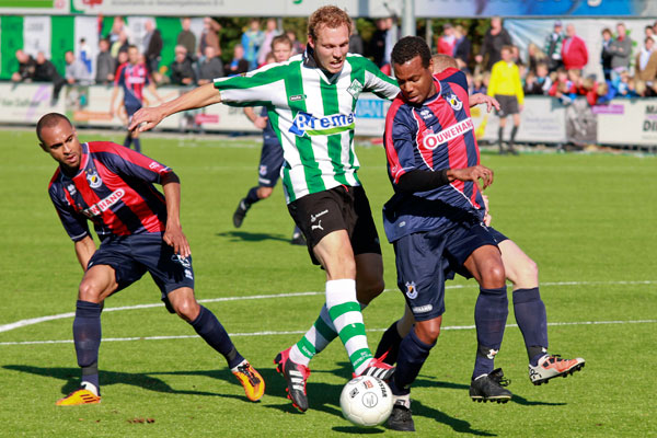 SC Genemuiden - v.v. Katwijk (Foto Helmich Lubberts).